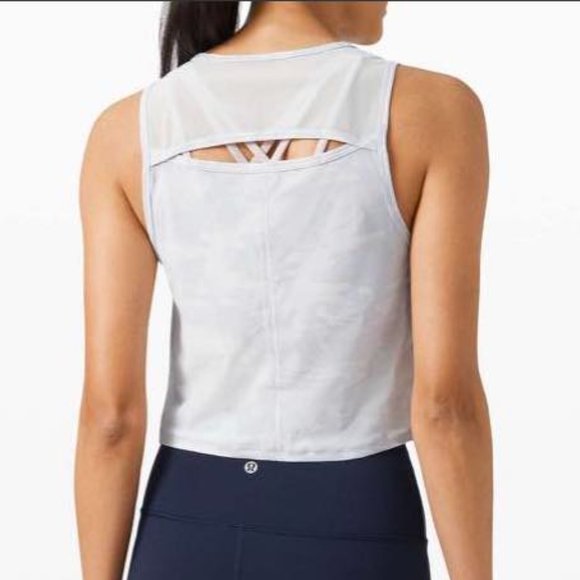 Cute Lululemon Cropped Sculpt Tank Incognito Camo Alpine White Multi - Picture 4 of 6
